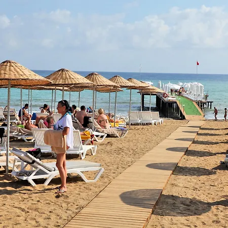 Dizalya Palm Garden Hotel Konaklı