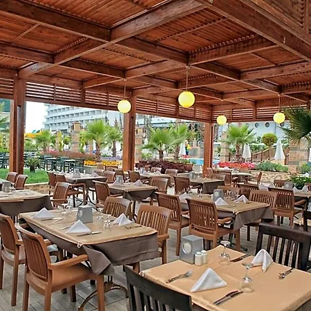 Dizalya Palm Garden 5* Konaklı