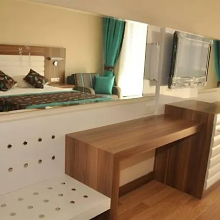 Dizalya Palm Garden Hotel Alanya